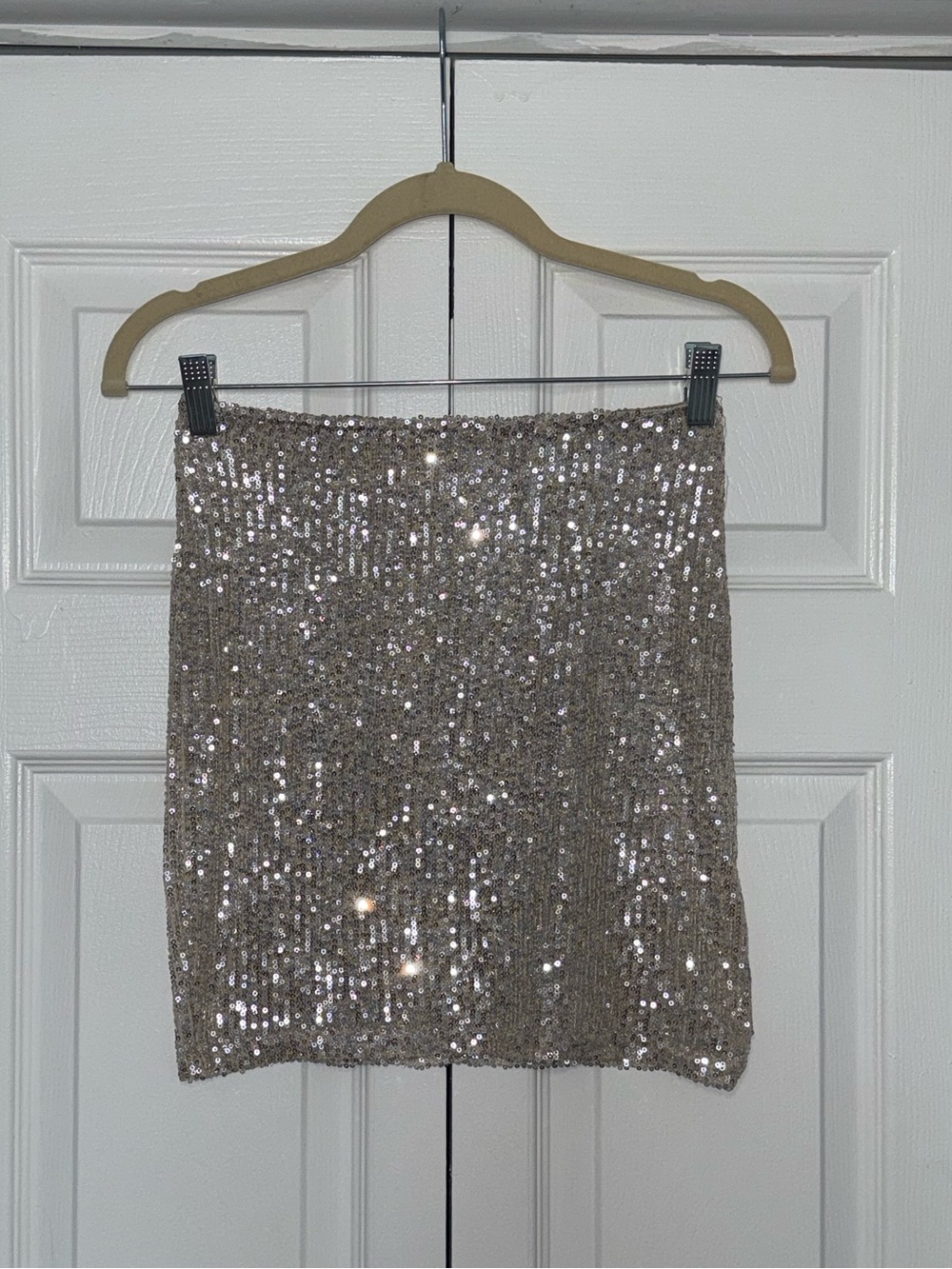 Sage Sequin Mini Skirt in Sparkling Champagne-Taupe